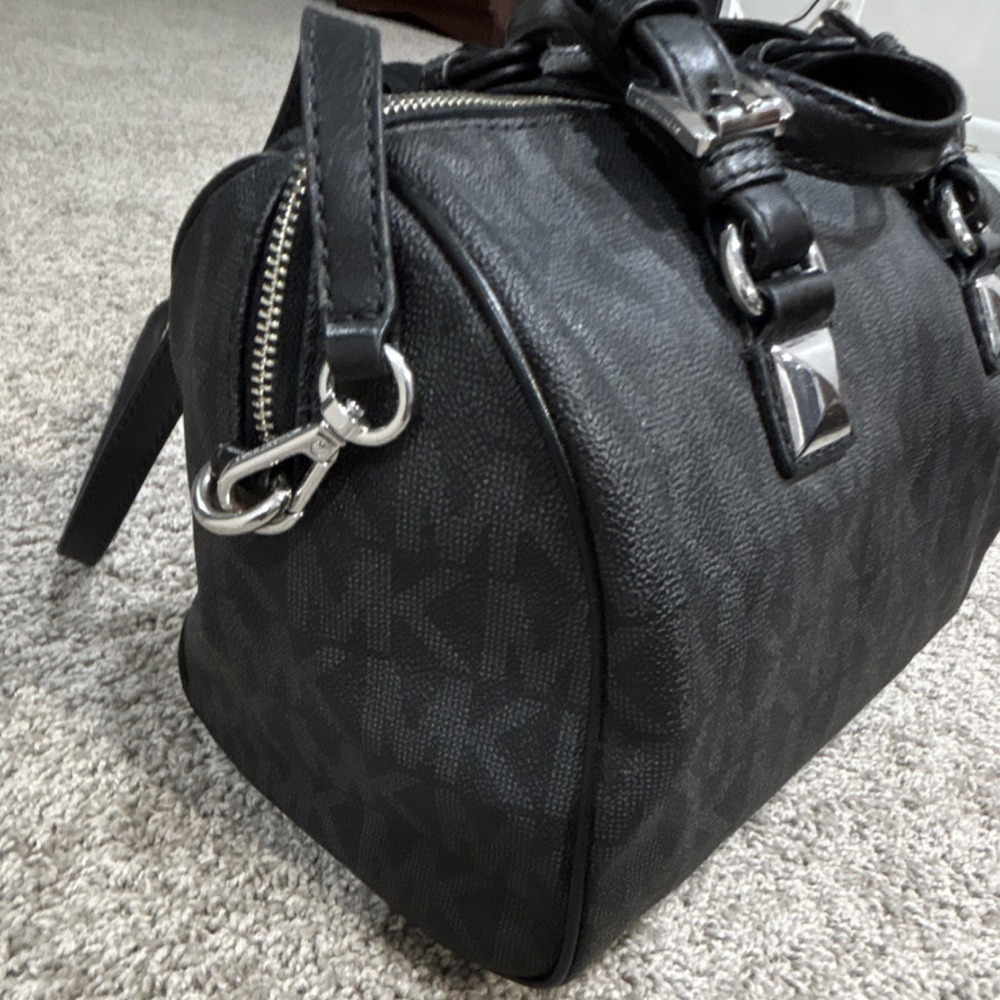Michael Kors Black Monogram Satchel Top Handle Zip w/ Detachable Strap & Charm - Picture 5 of 8